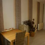 Au 3*